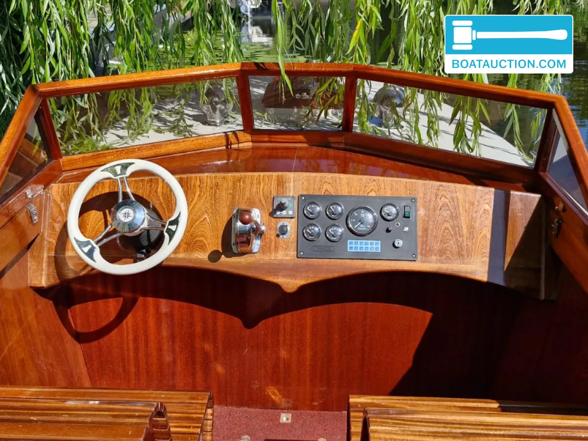 foto: 4 Klassieke Autoboot