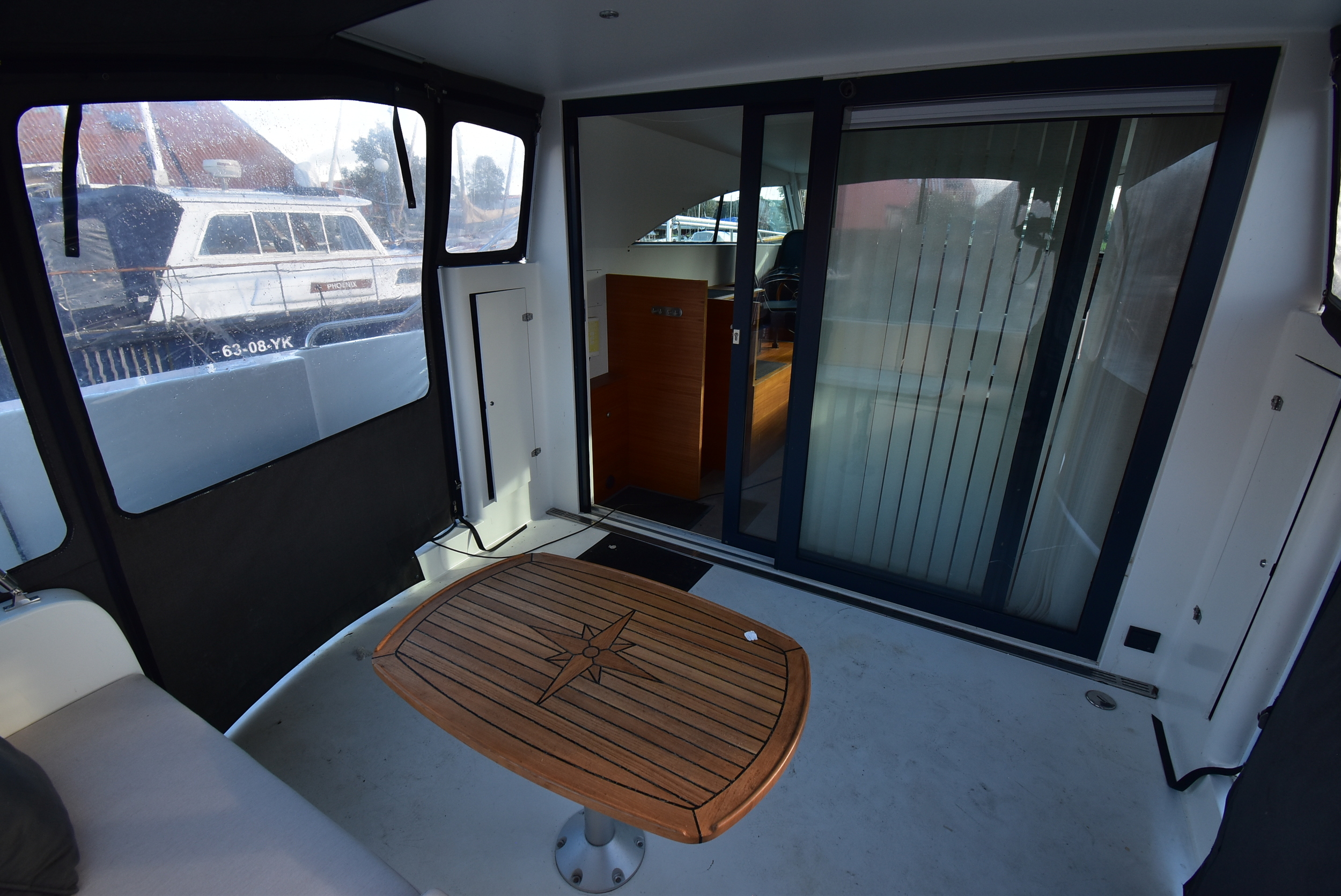 foto: 6 Motor Catamaran 12.5