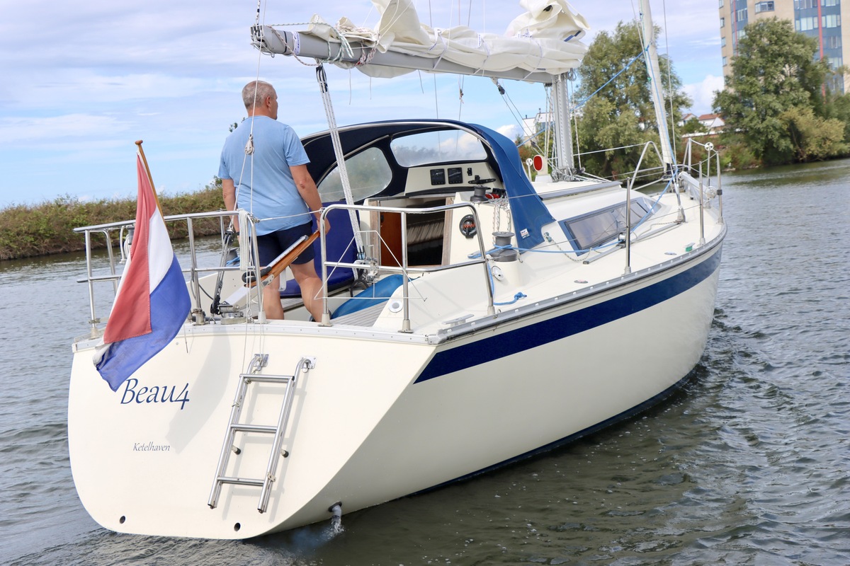 foto: 5 Friendship 33