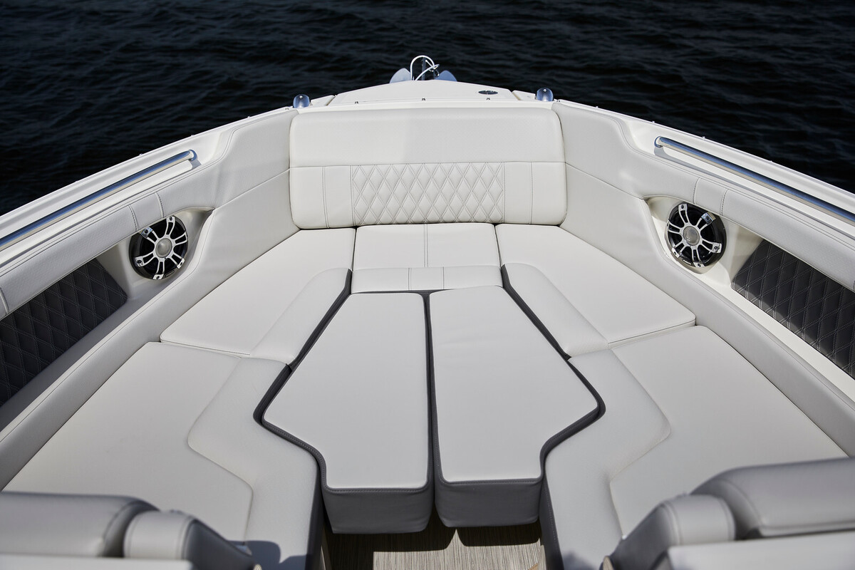 foto: 6 Sea Ray SLX 250