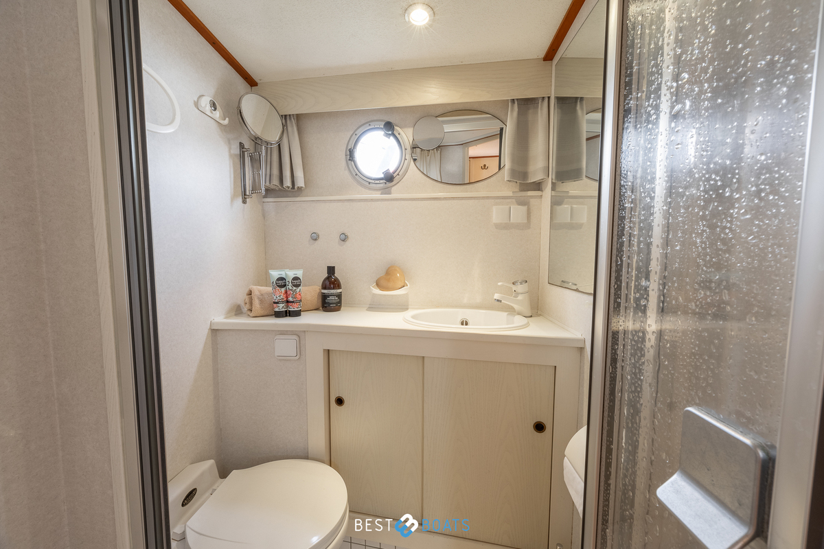 foto: 13 Linssen Classic Sturdy 400 AC Twin