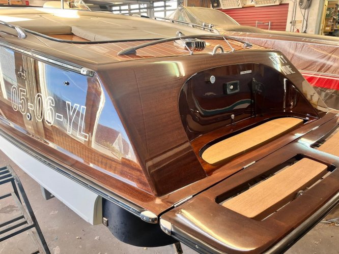 foto: 8 Boesch 750 Portofino De Luxe