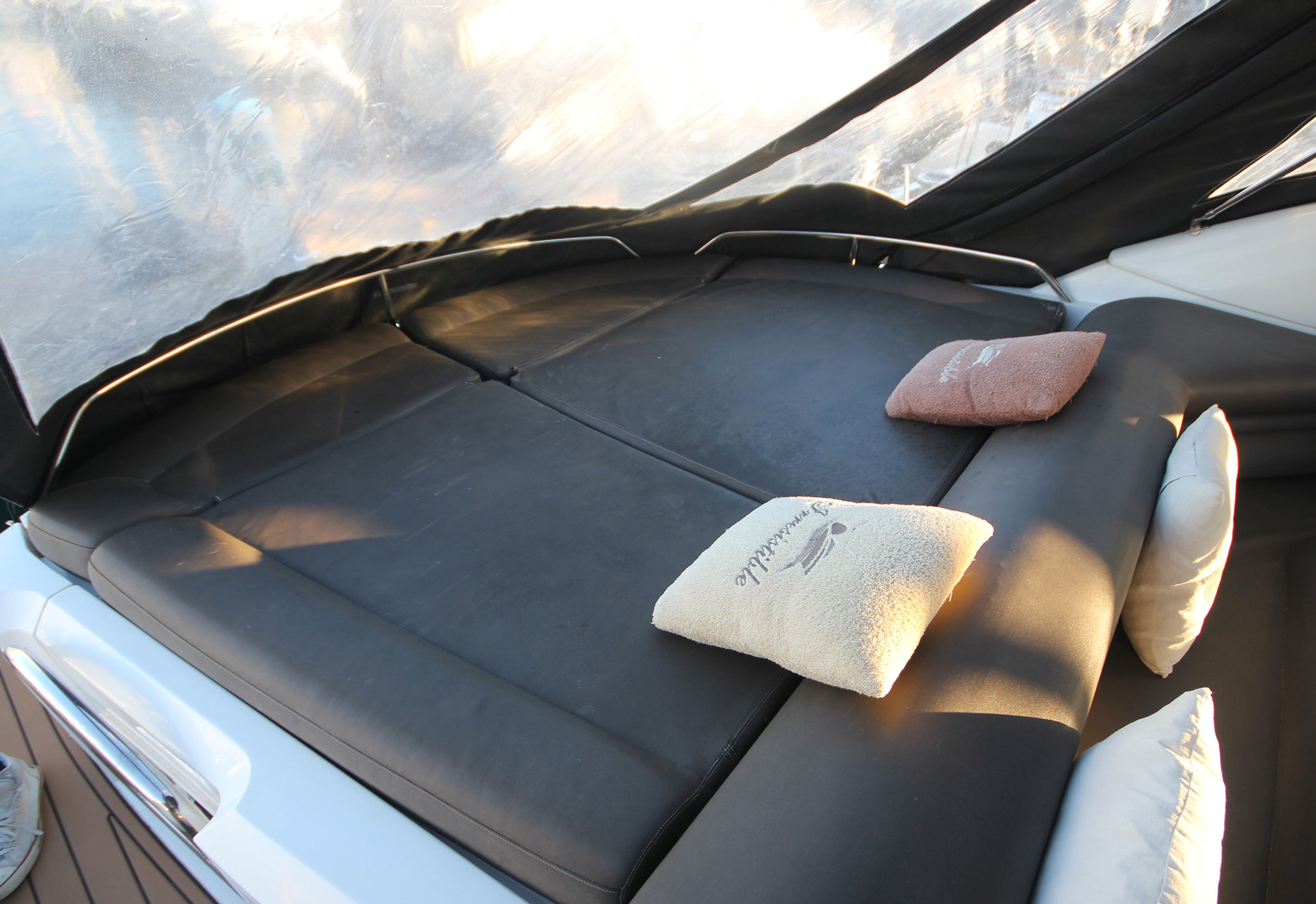 foto: 5 Sunseeker Portofino 53