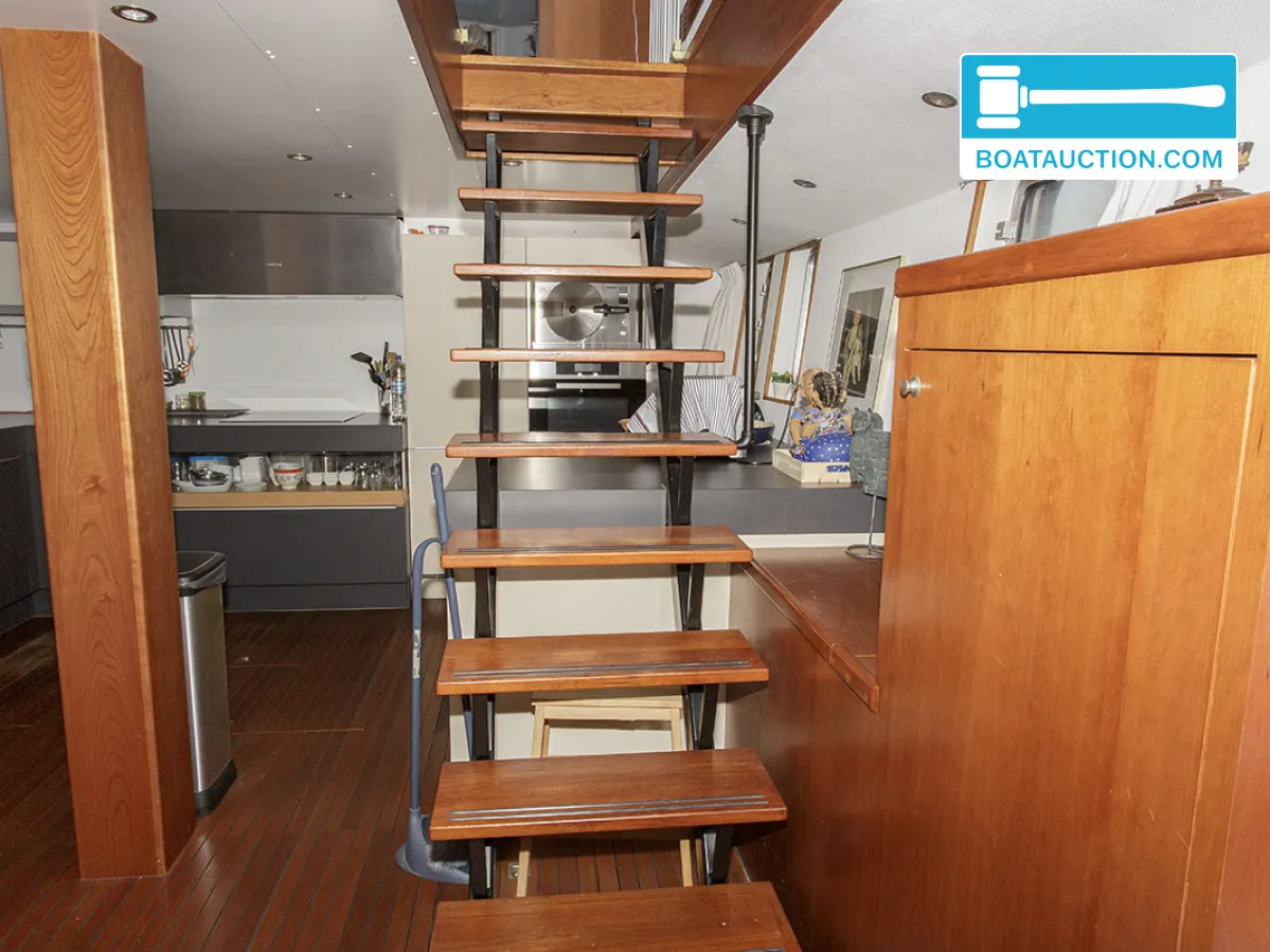 foto: 21 Bateau de patrouille 2300