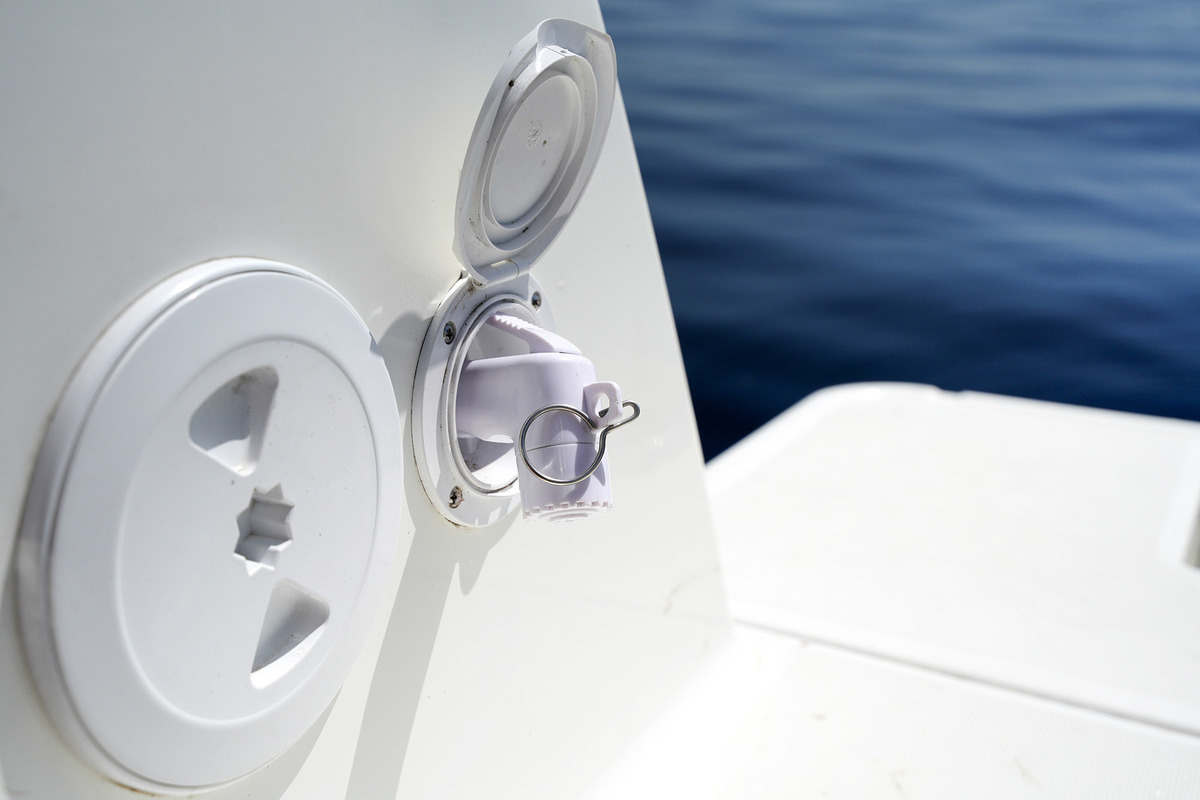 foto: 10 Jeanneau Merry Fisher 795 Sport Serie 2