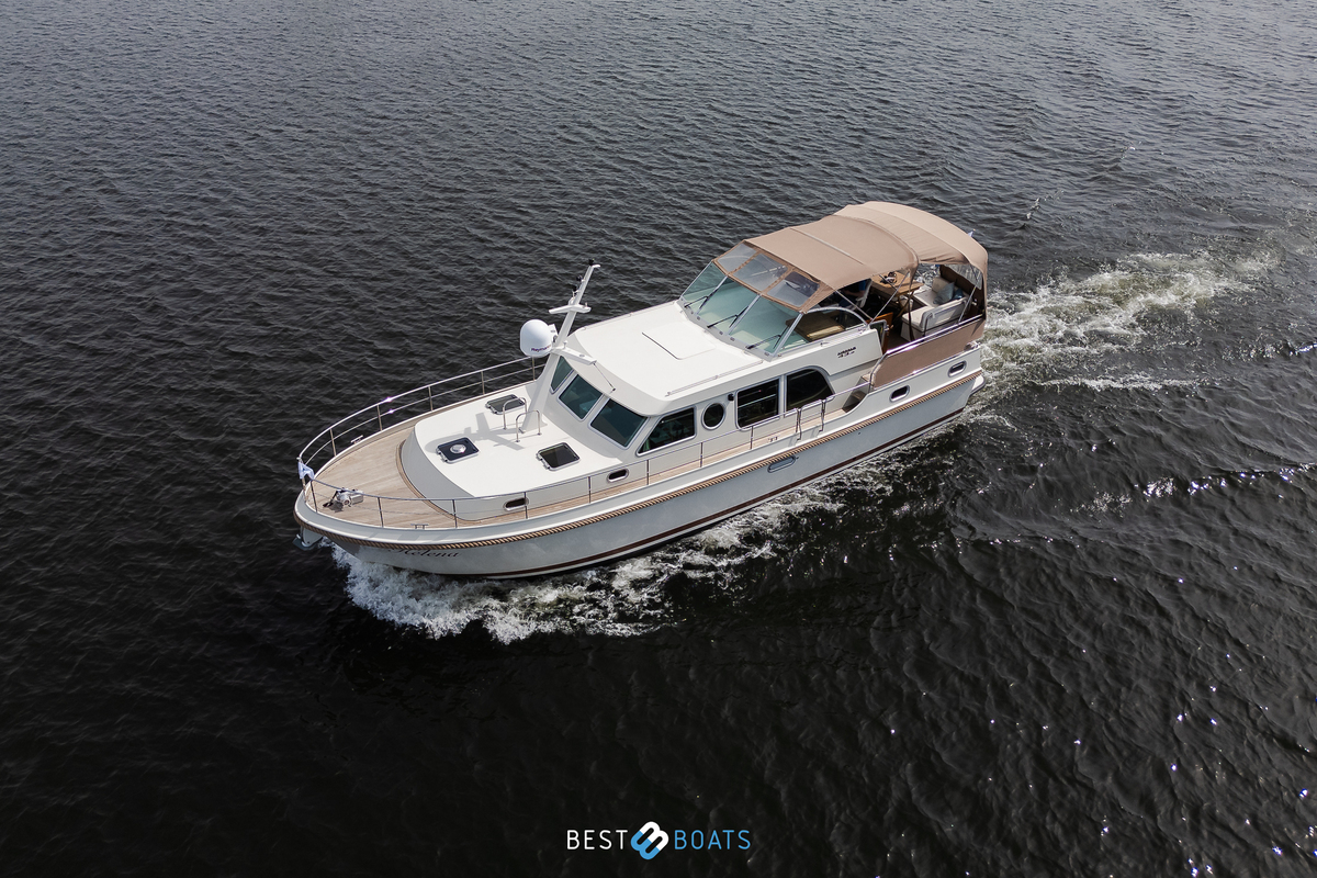 foto: 11 Linssen Grand Sturdy 43.9 AC