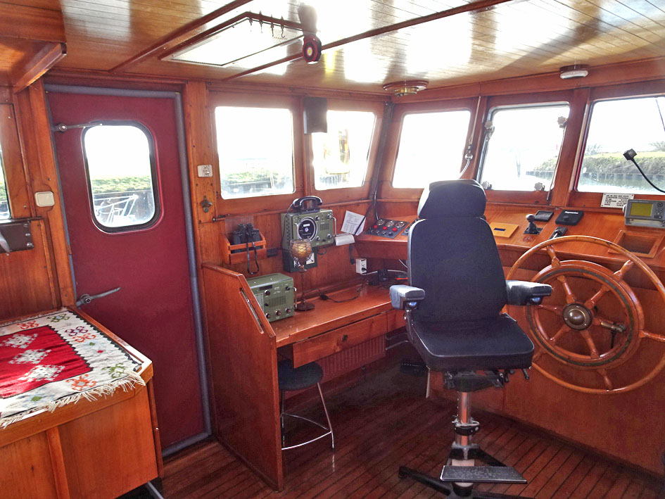 foto: 29 ex Rijkswaterstaat / Varend Woonschip 23.23, CBB Rijn