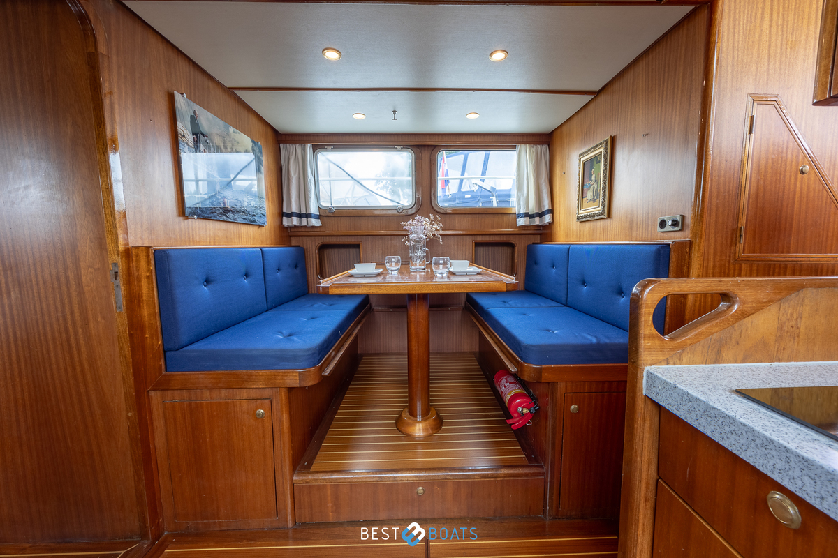 foto: 16 Tradewind 33