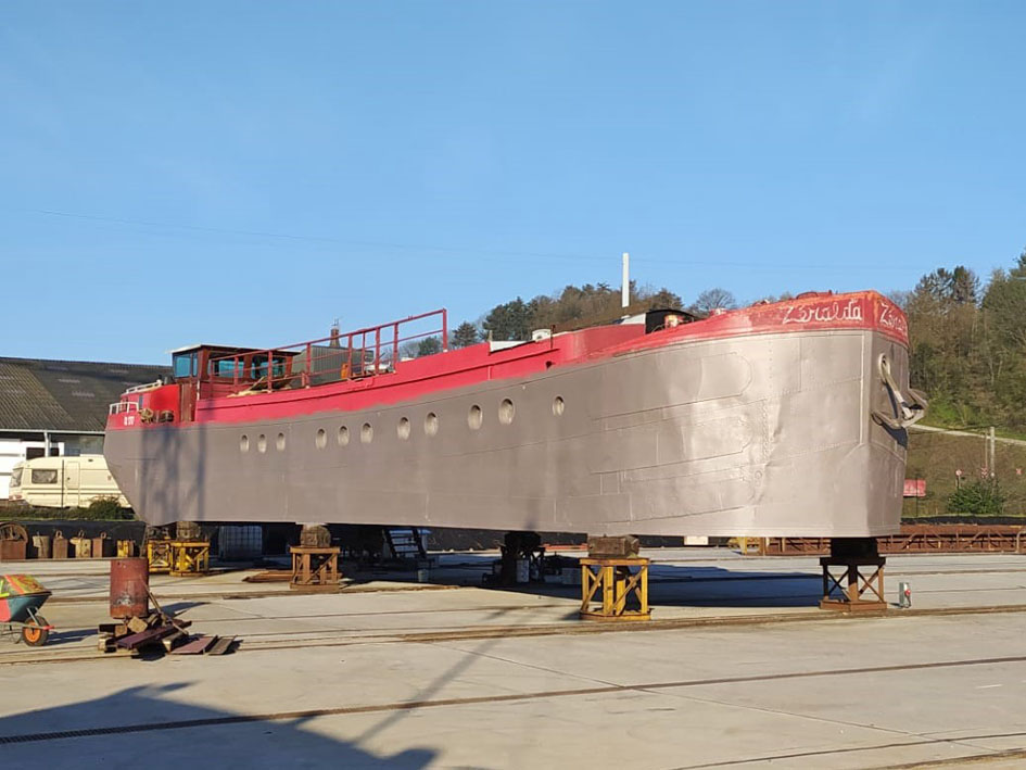 foto: 14 Spits Varend Woonschip 30.53 met UBC