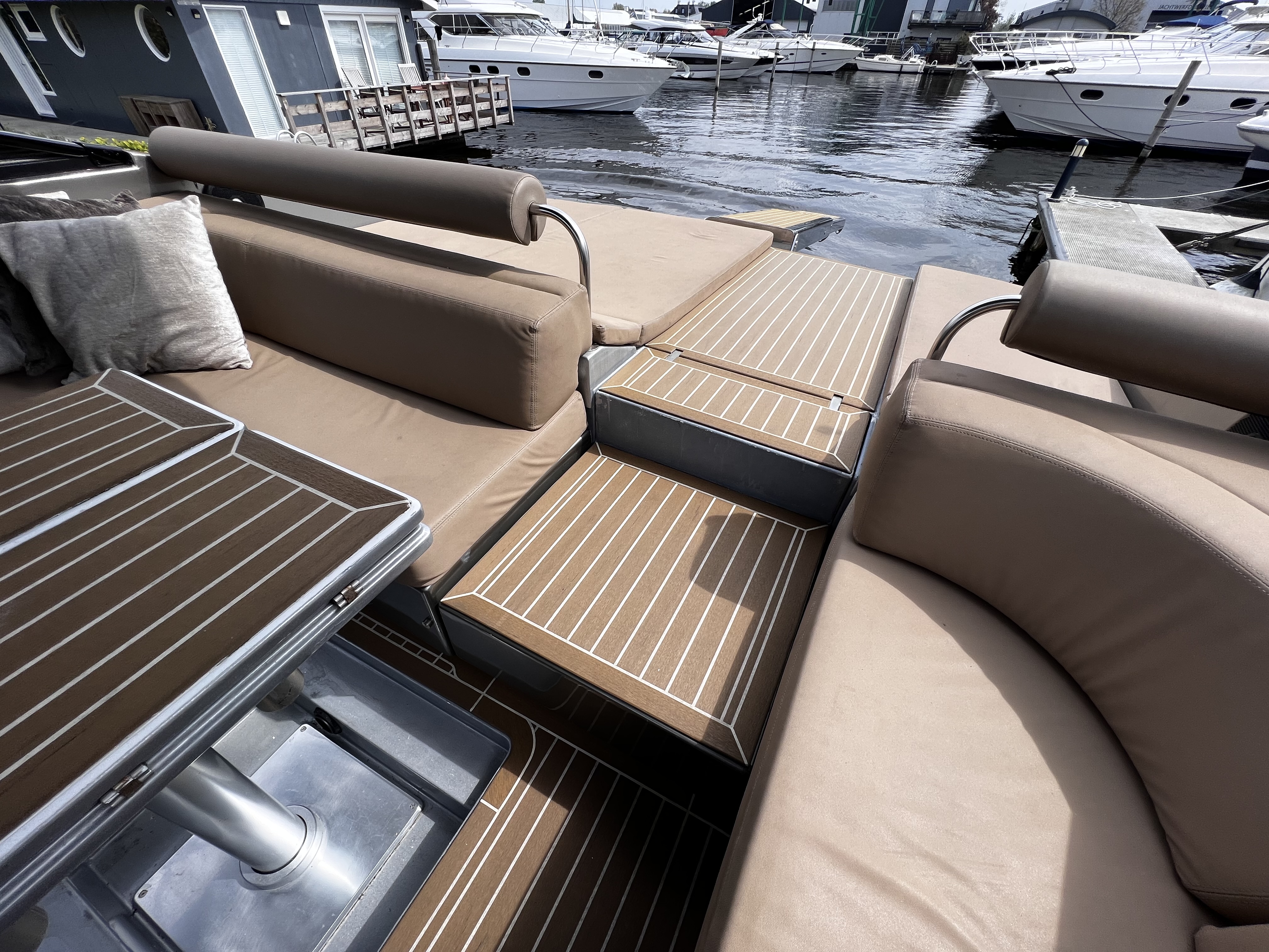 foto: 12 Pershing 40