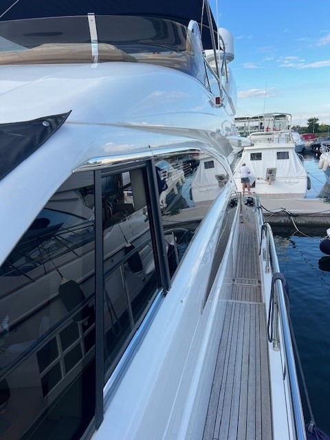 foto: 5 Princess 67 Fly