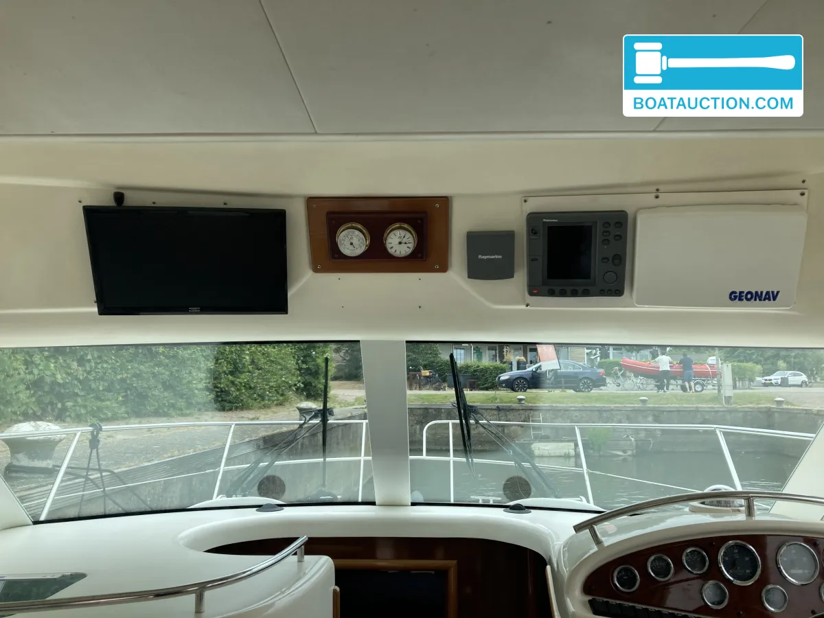 foto: 10 Jeanneau Prestige 32
