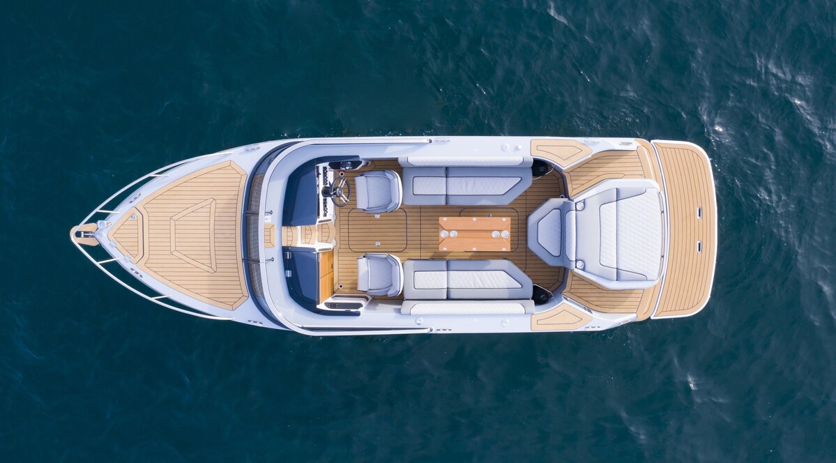 foto: 21 Alfastreet Marine 23 Cabin Evolution - Inboard Series