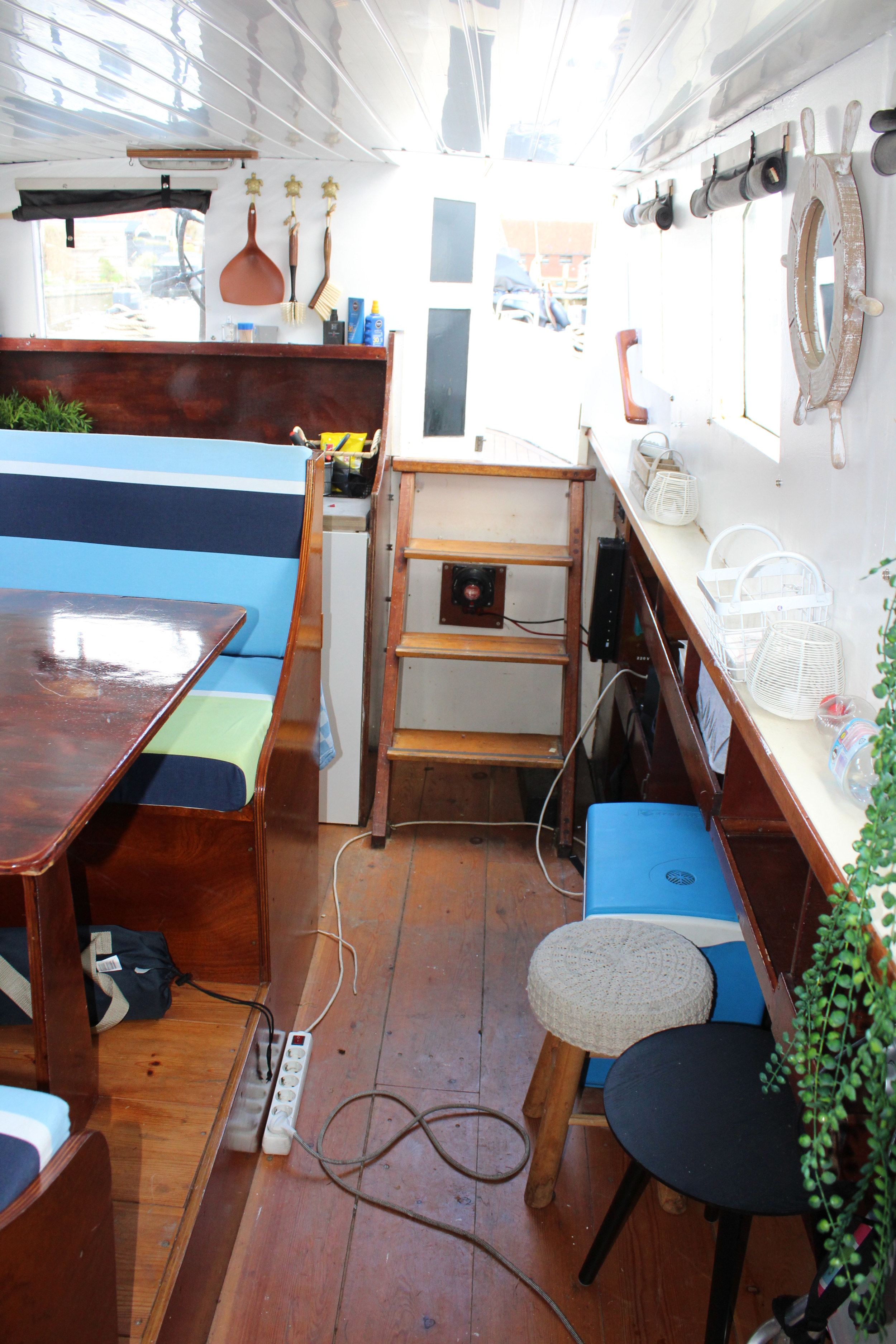 foto: 7 Cabin 9.75