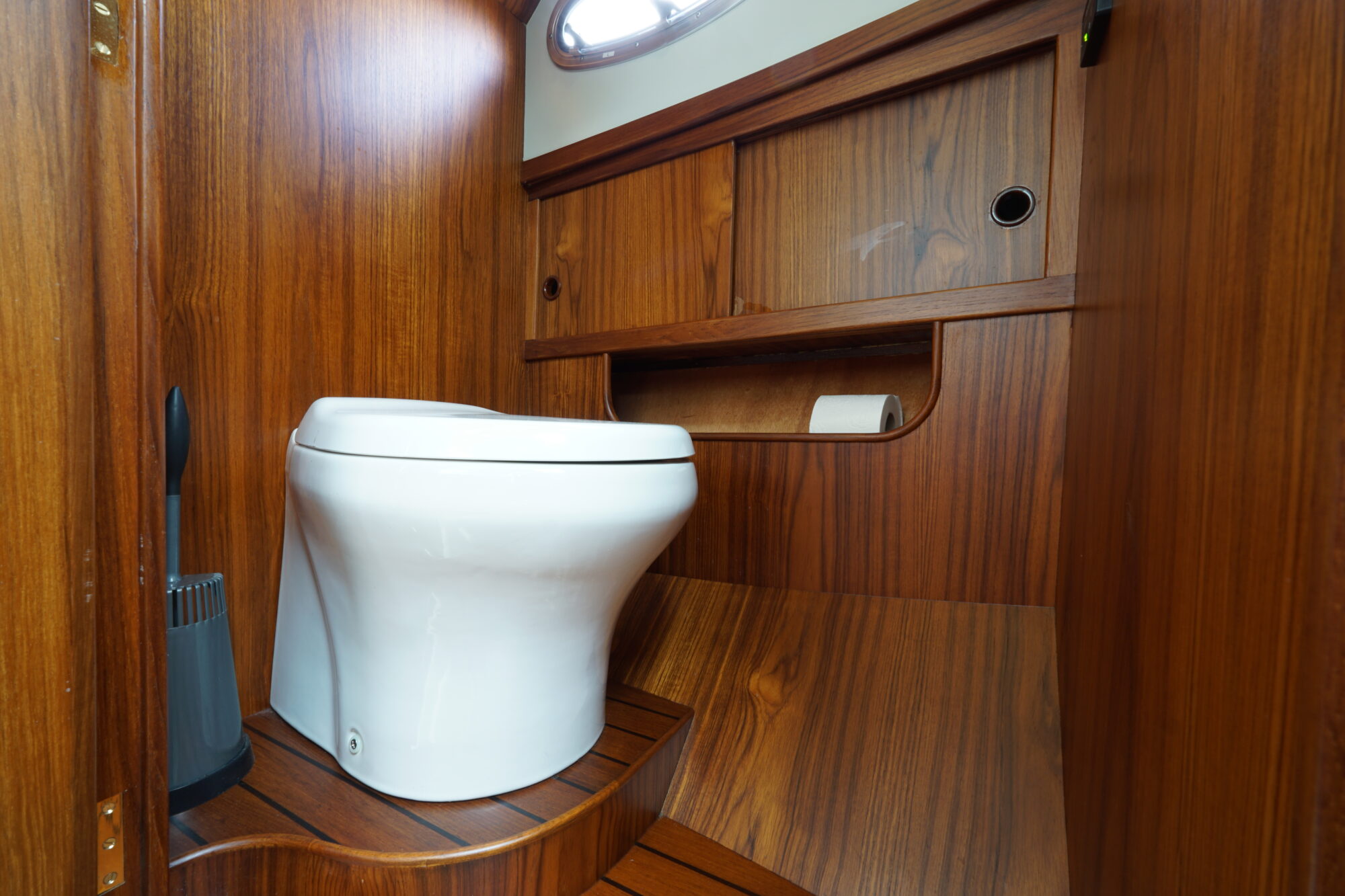 foto: 8 Euroship Eurosloep 7.70 OK