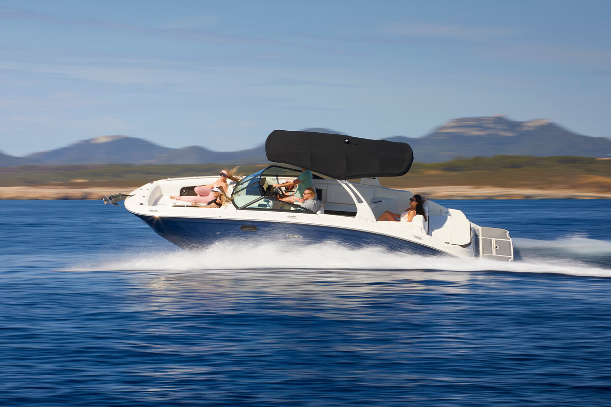 foto: 5 Sea Ray SDX 270