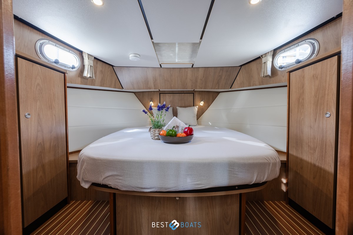 foto: 5 Linssen Grand Sturdy 35.0 AC