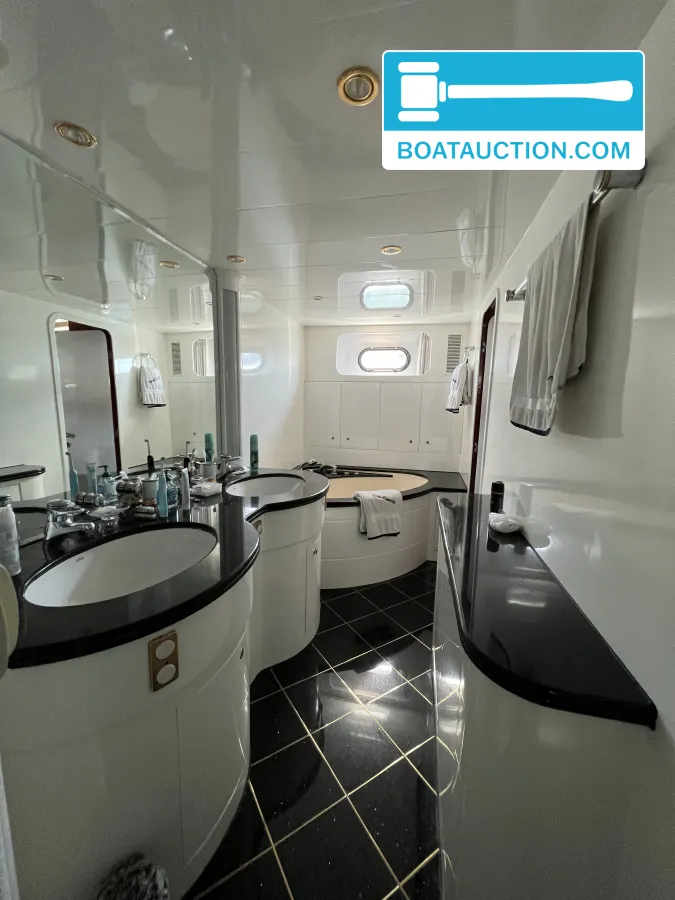 foto: 6 Horizon Elegance 82S
