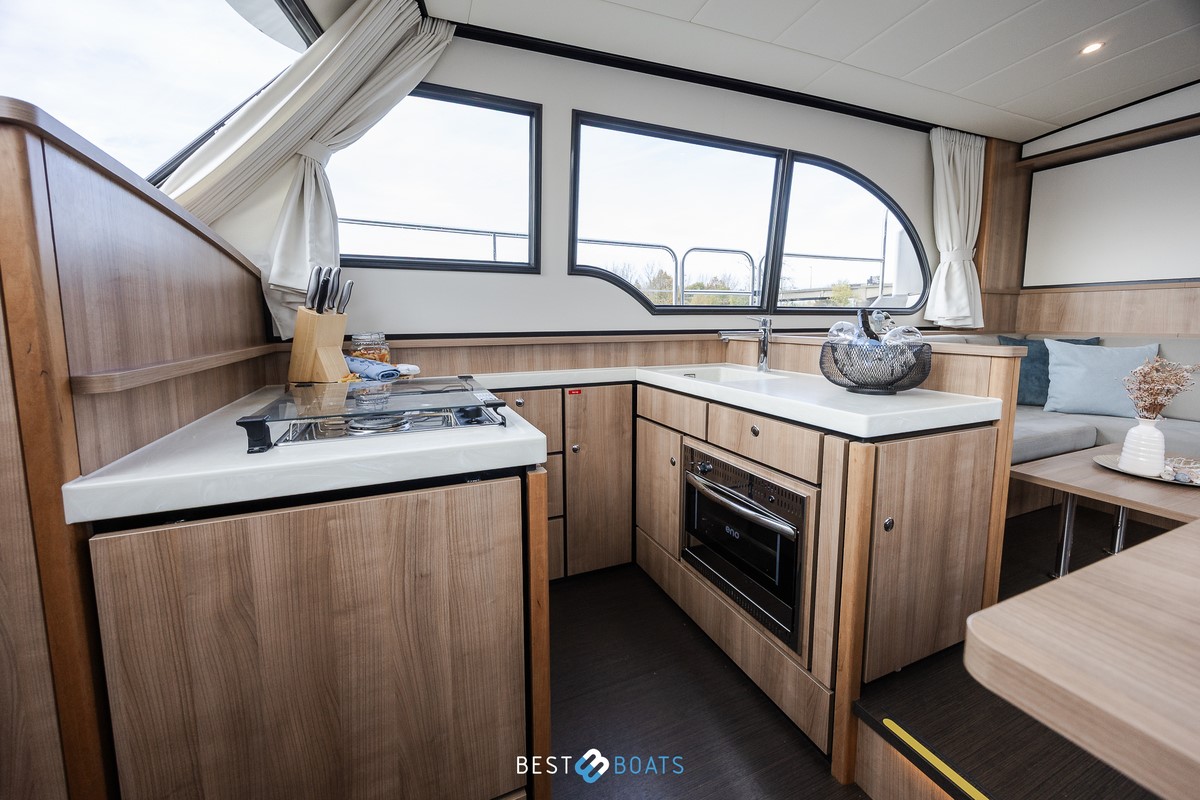 foto: 12 Linssen 40 SL AC