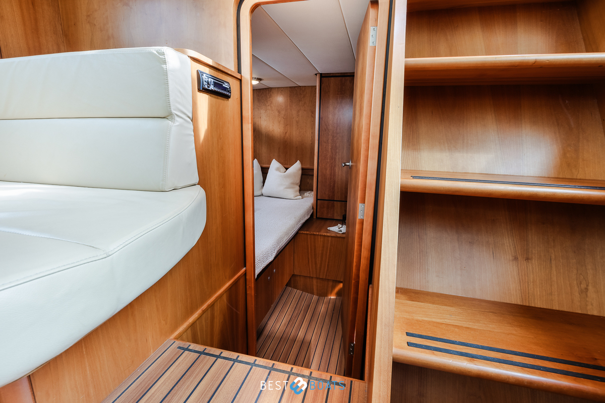 foto: 11 Linssen Grand Sturdy 34.9 AC