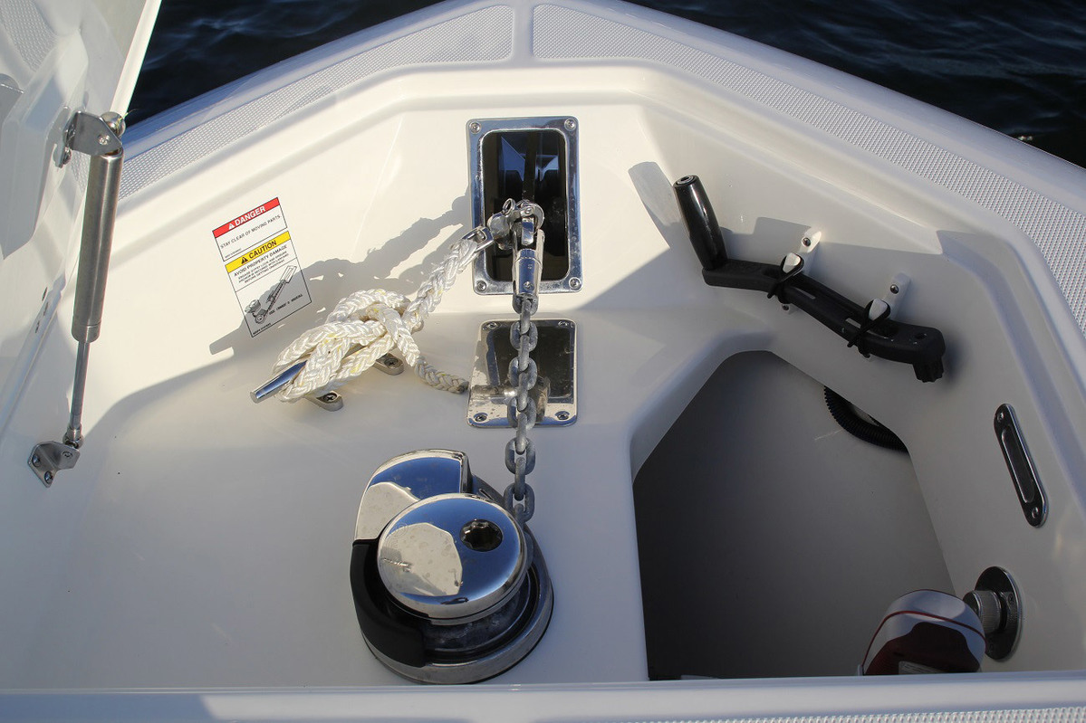 foto: 6 Boston Whaler 280 Outrage
