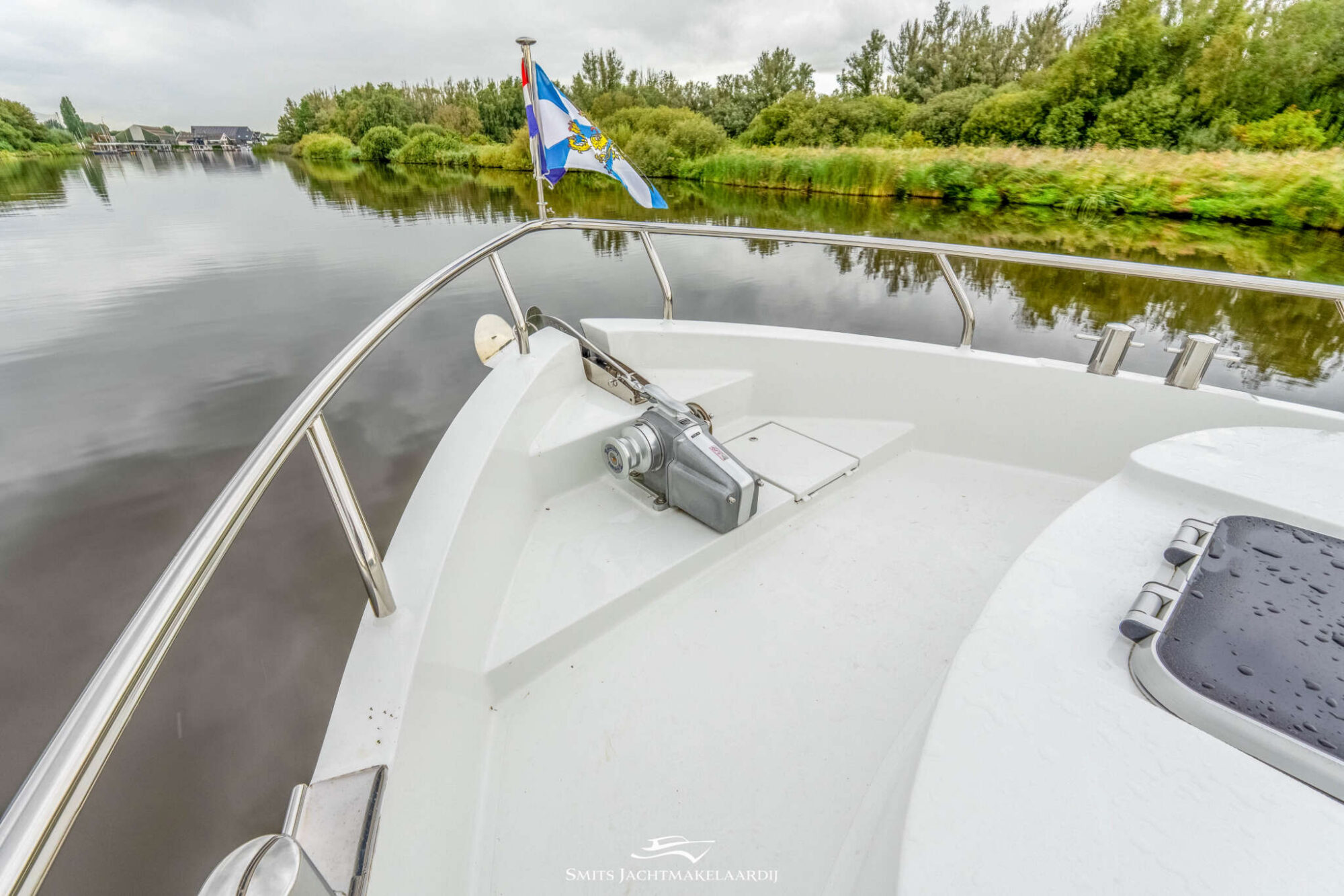 foto: 16 Vedette Vedette 33 Salon Comfort Line