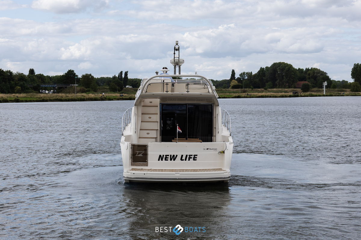 foto: 7 Rodman R-38