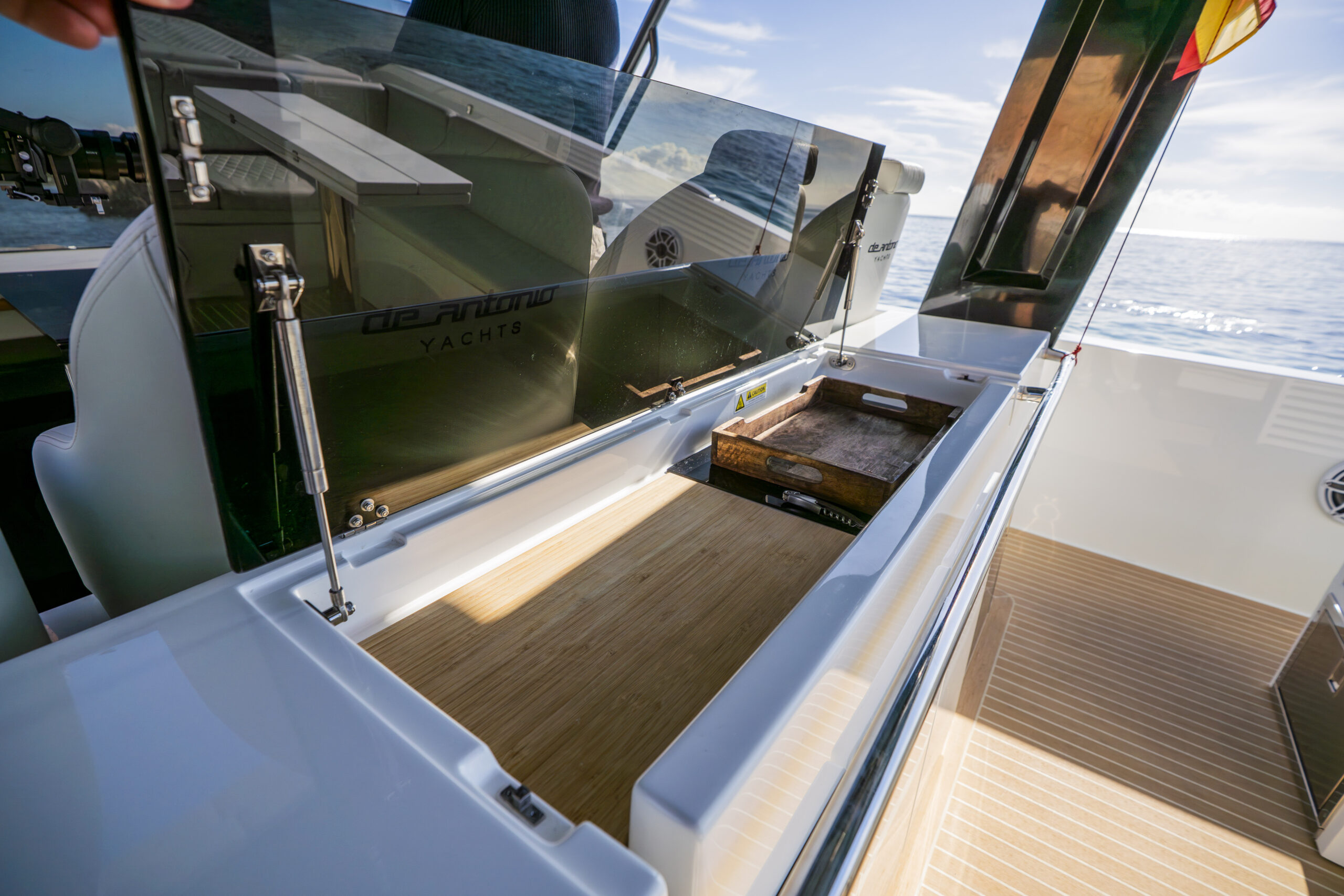 foto: 8 DeAntonio D42