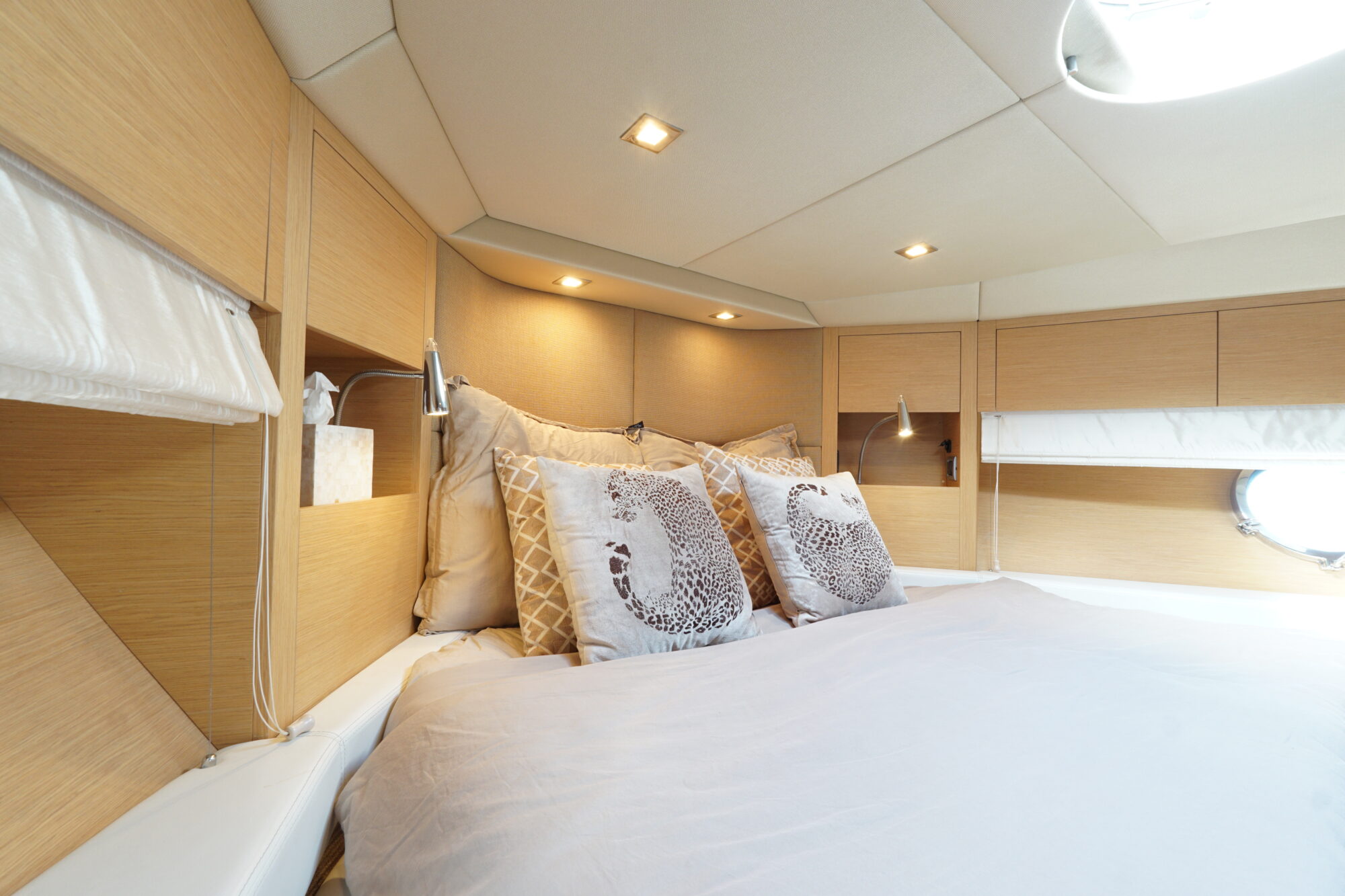 foto: 24 Sessa Sessa C52 HT