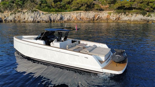 hoofdfoto: 1 Pardo Yachts 43 - Happy Ours