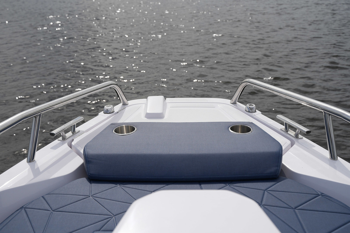 foto: 12 Axopar 29 XC Cross Cabin