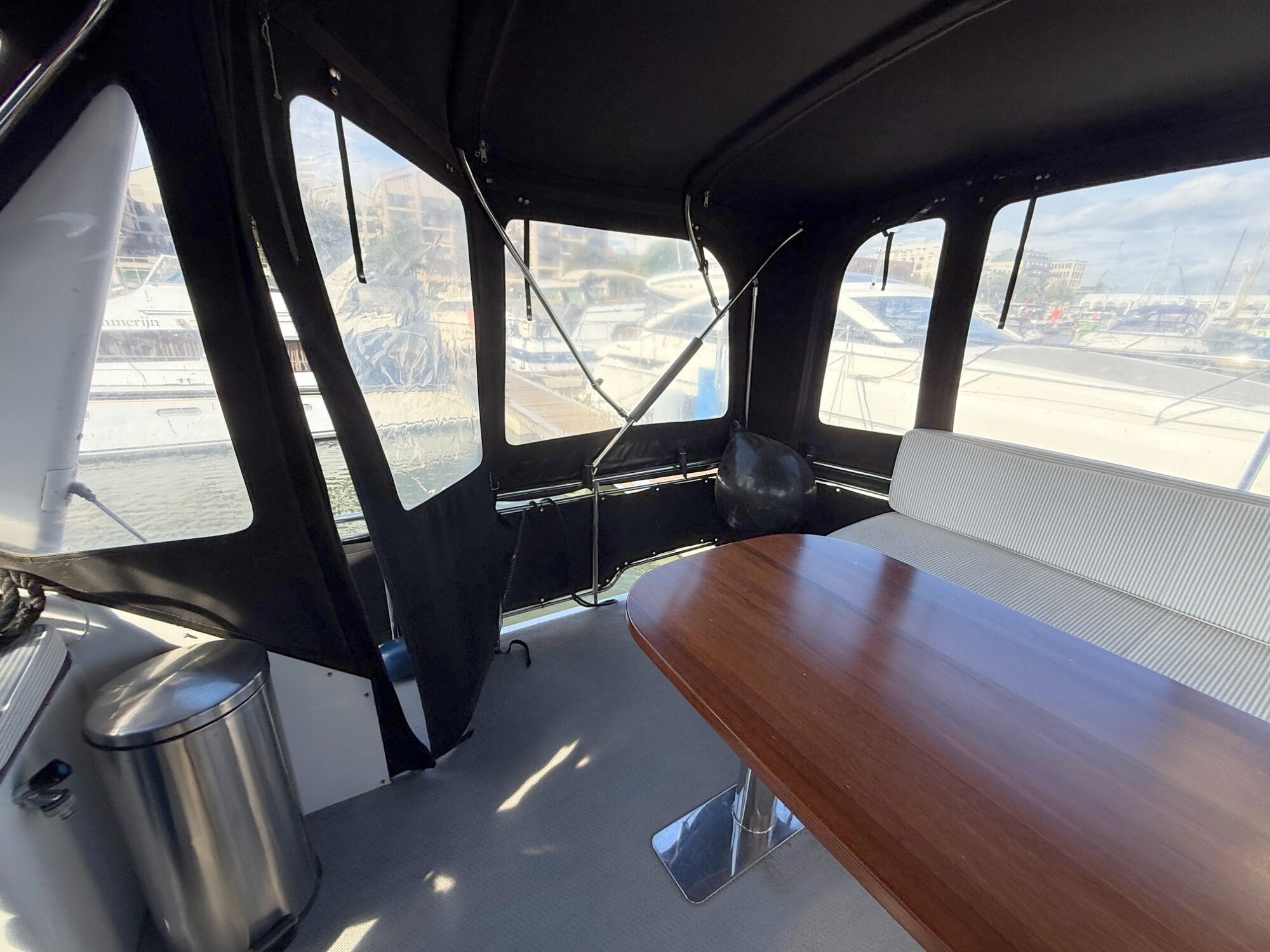 foto: 12 Explorer Explorer Classic 44 AK Cabrio