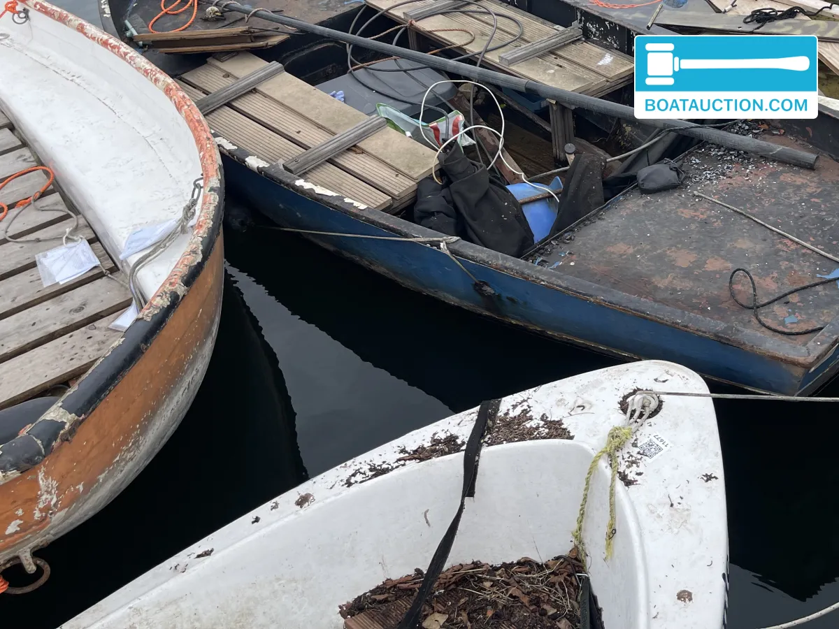 foto: 4 Motorboat 480