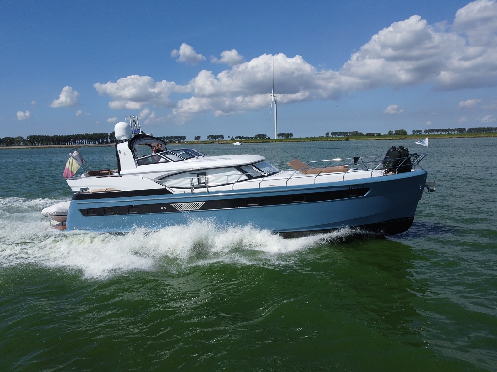 foto: 12 Atlantic A 500 Convertible