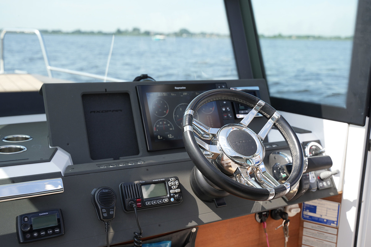 foto: 8 Axopar 28 Cabin