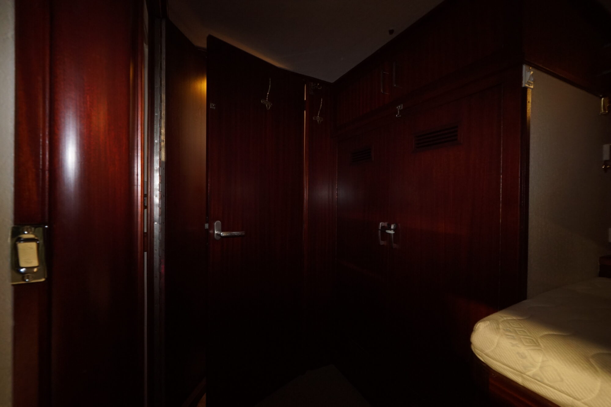 foto: 24 Lowland Lowland Rondspant Kruiser 13.00 AK Cabrio