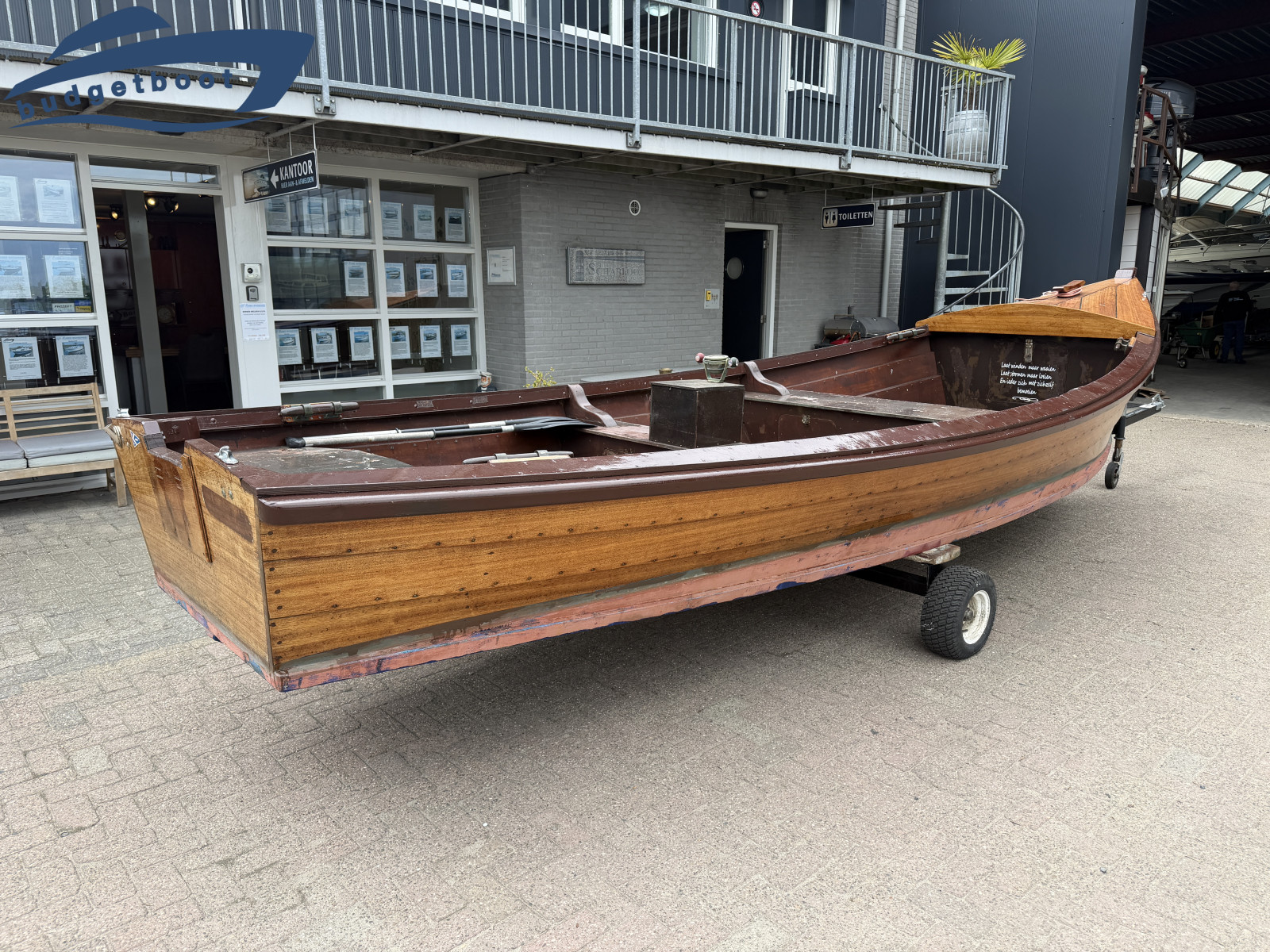 foto: 6 Houten sloep 680 uit Texel