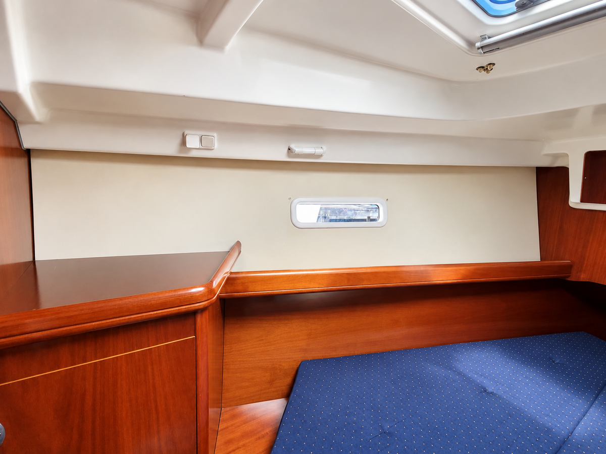 foto: 6 Beneteau Oceanis 373 Clipper