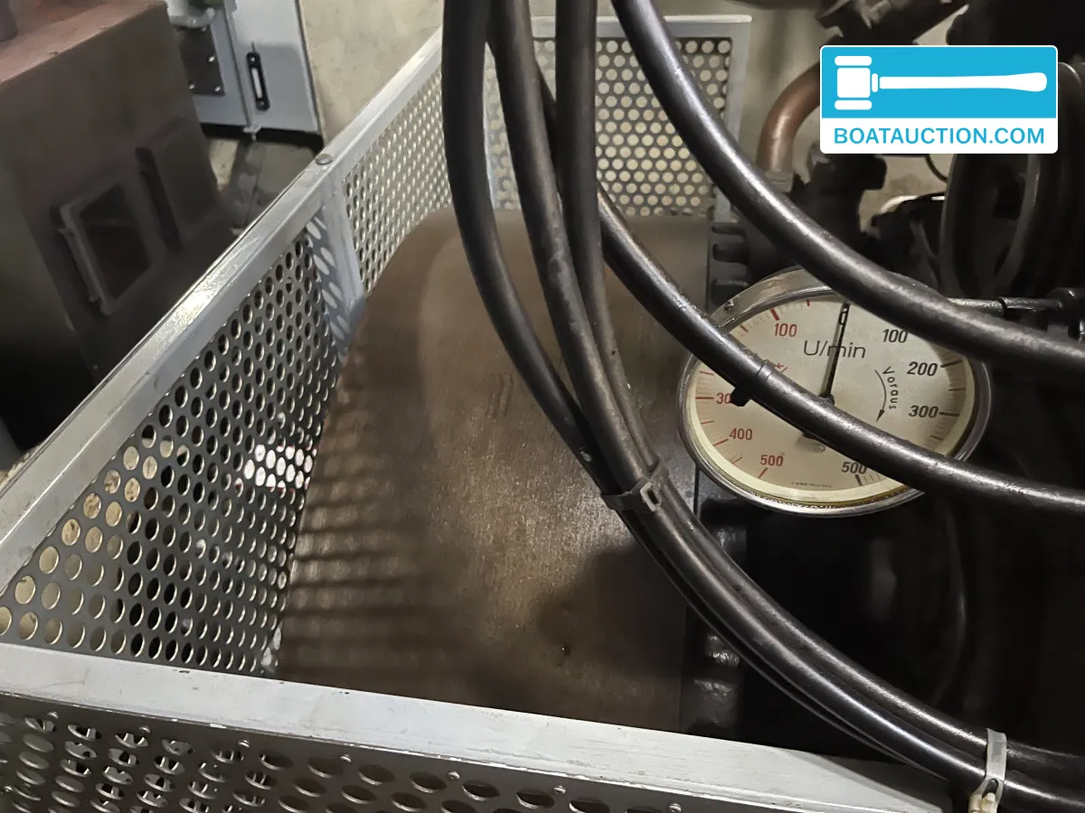 foto: 9 Sleepboot 2200