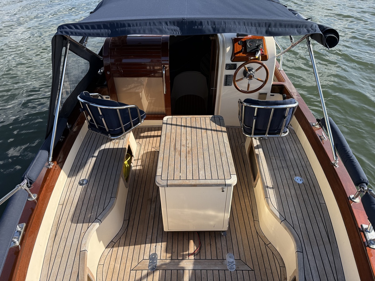 foto: 8 Antaris Mare Libre 770
