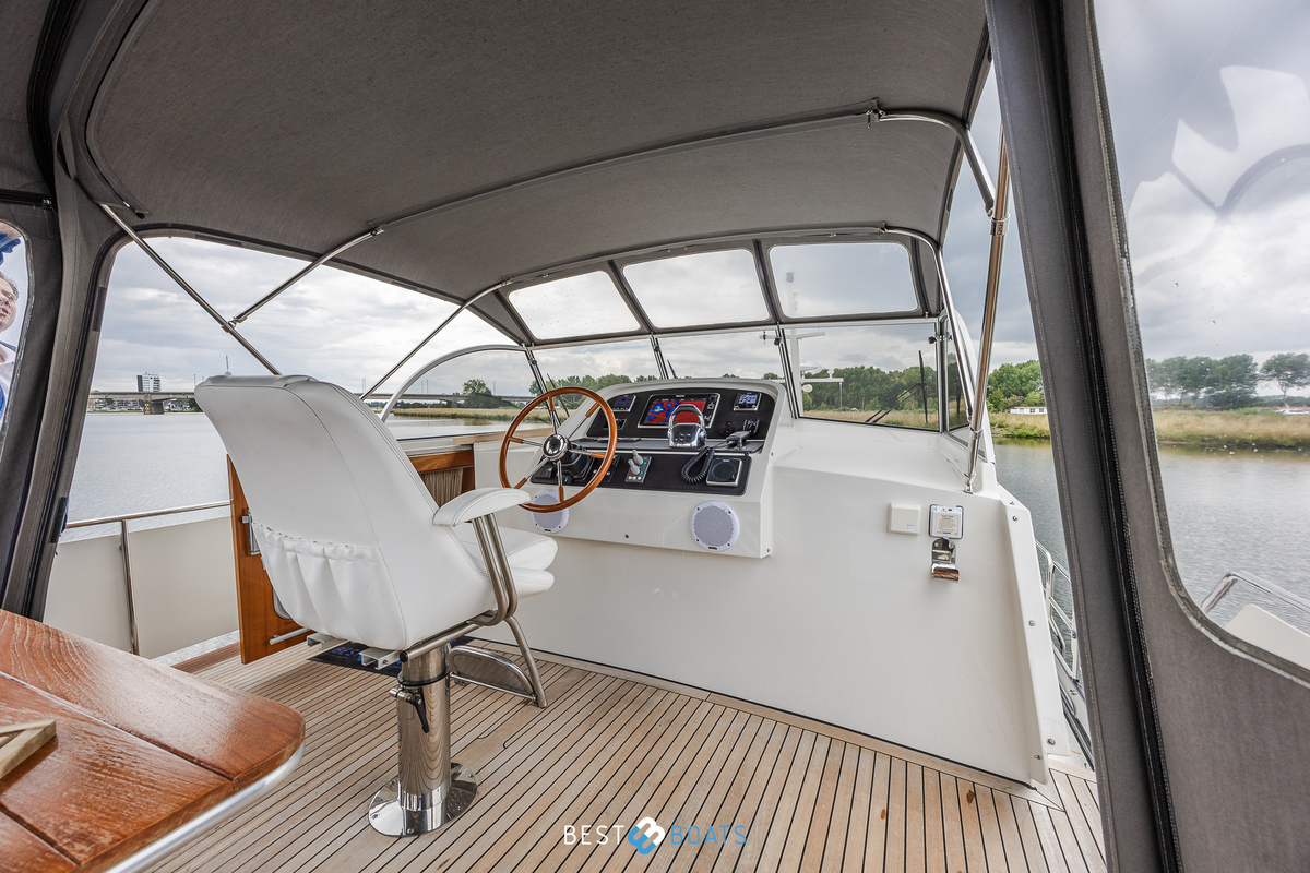 foto: 12 Linssen Grand Sturdy 40.9 AC