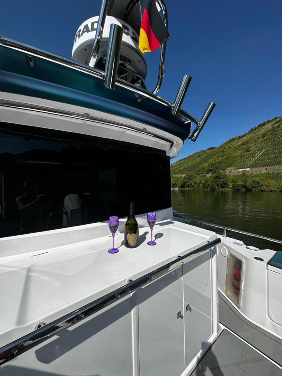 foto: 18 Axopar 28 Cabin 