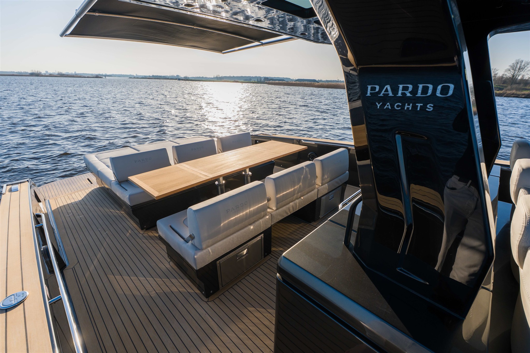 foto: 10 Pardo Yachts Pardo 43 New Model! Demo