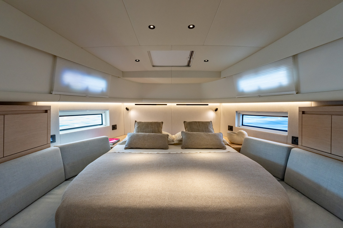 foto: 15 PARDO YACHTS 43  ON STOCK