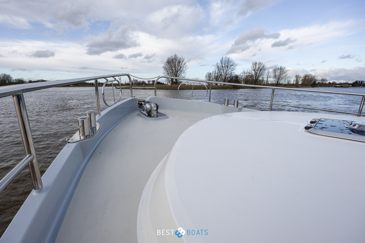 foto: 8 Jetten 44 AC-RS