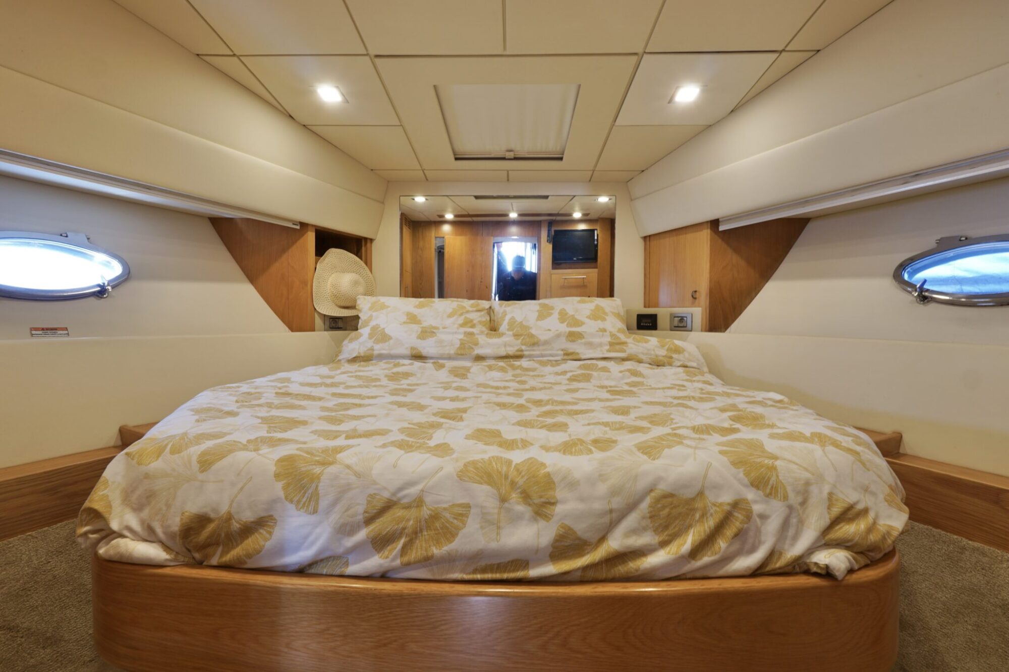 foto: 12 Rodman Rodman 44 Muse IPS