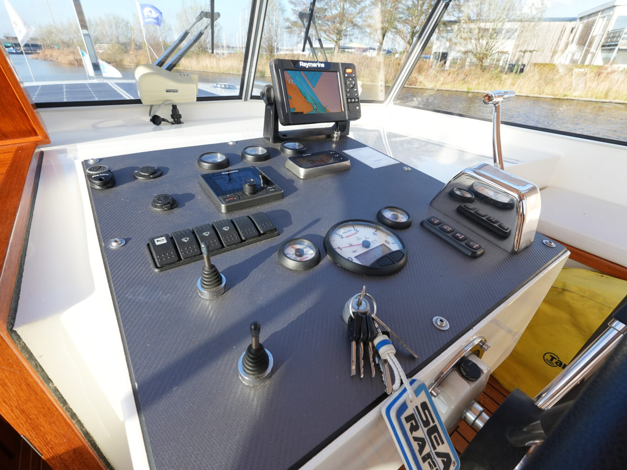 foto: 8 Jetten Jetten Bully 9.60 AK