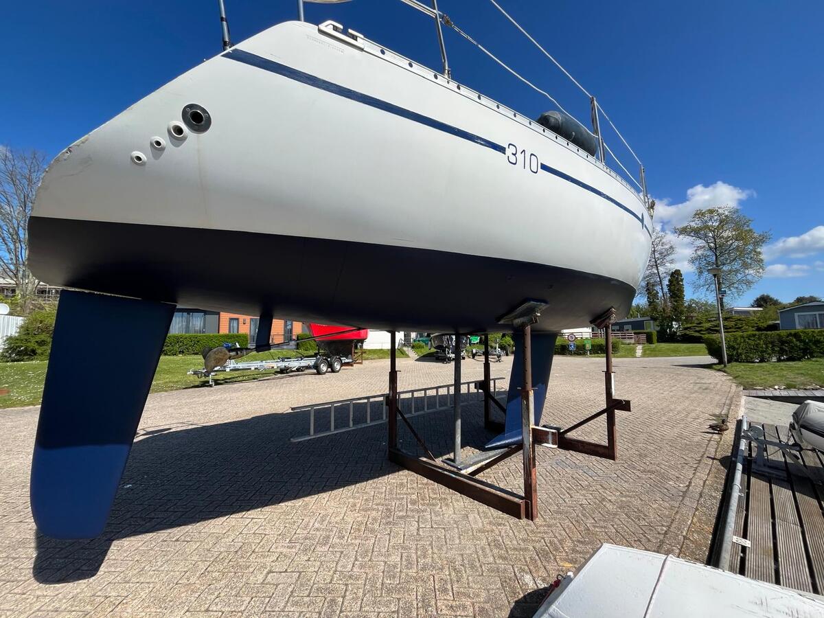 foto: 14 Beneteau First 310