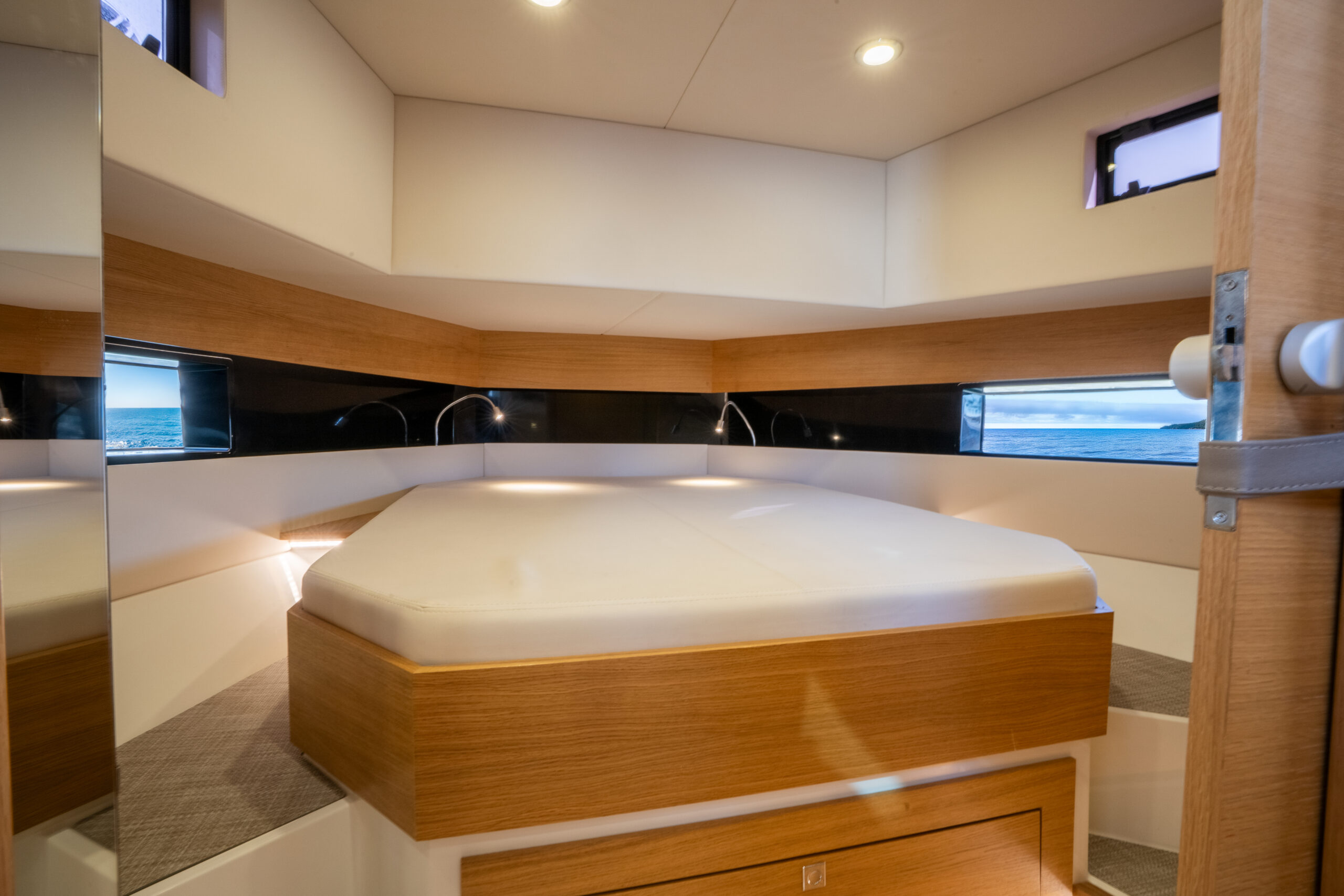 foto: 9 DeAntonio D42