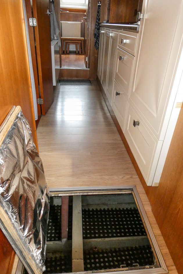 foto: 13 Motorjacht 20.18 GSOK